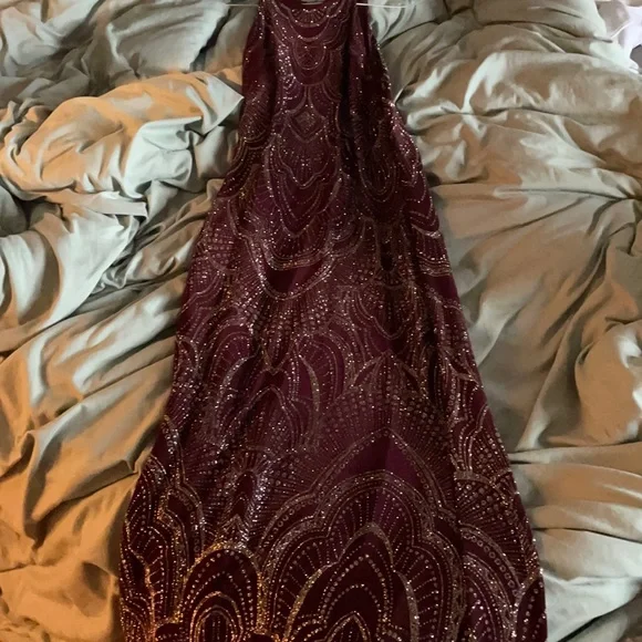 open lace back dress Zapaka Women Glitter Purple Ruffled Corset Long Prom Dress with Lace  Spaghetti Straps Tulle Party Dress – ZAPAKA main image 1